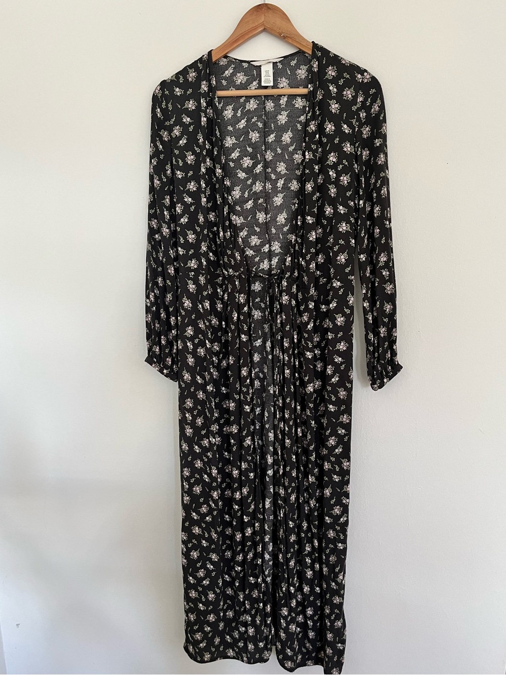 H&M Black Floral Tie-Front Long Robe